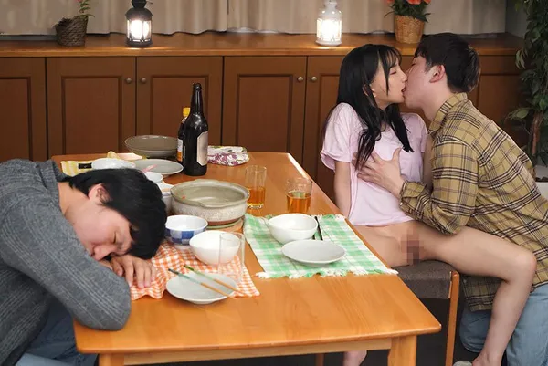 sex viet chi em Mặc dù thấy có lỗi với thằng bạn thân, nhưng eny nó ngon quá