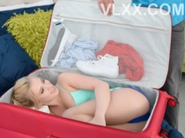 đụ em họ Món quà bất ngờ, chịch gái tây khoái lắm...