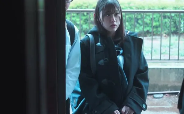 phim xes khong che Nữ học sinh nghiêm túc đến nhà cậu bạn cá biệt định mách phụ huynh nhưng nào ngờ…